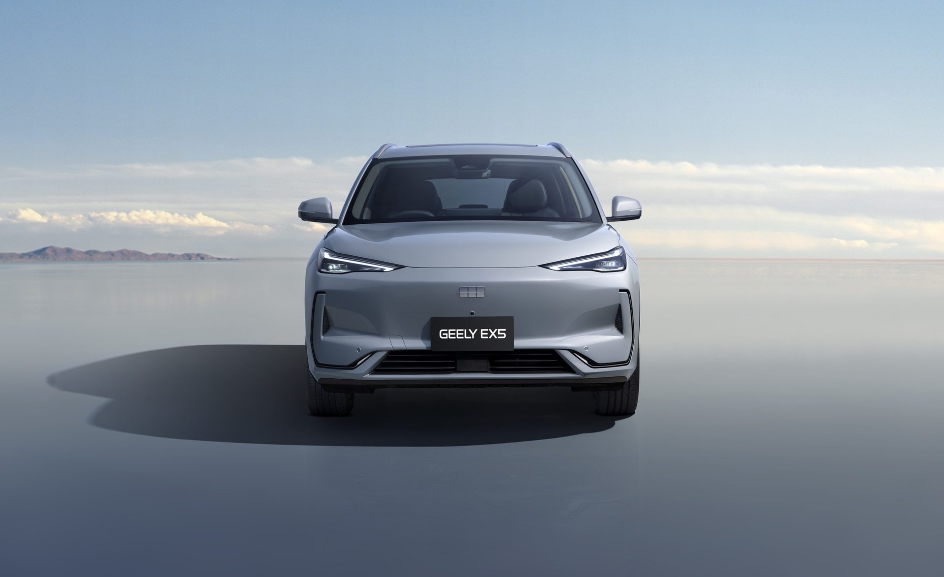 Geely EX5 front view